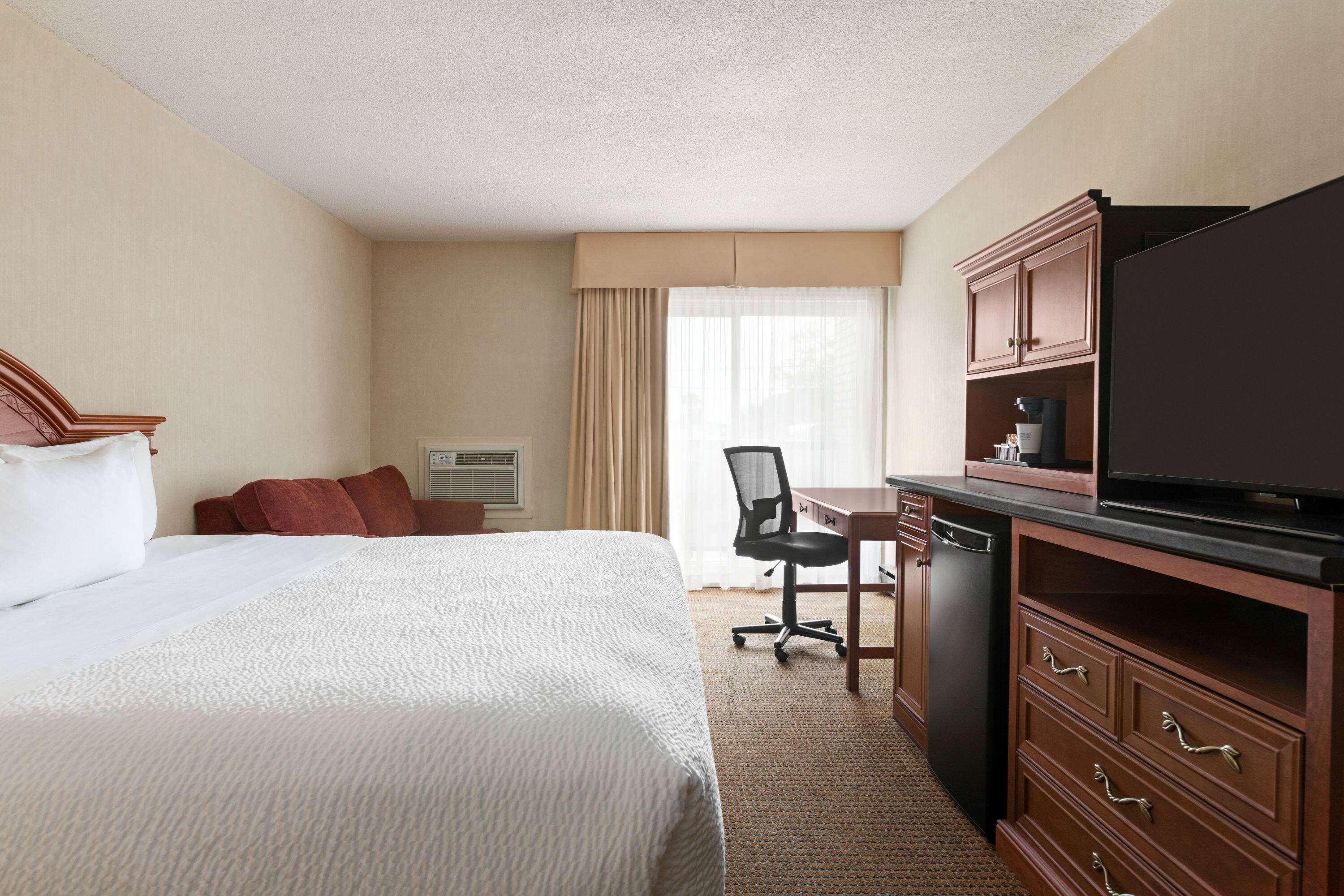 Days Inn By Wyndham London Eksteriør billede